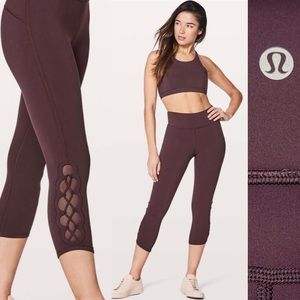 Lululemon Tied To It Crop 21" Black Cherry 10 High Rise Leggings Tights Yoga Gym